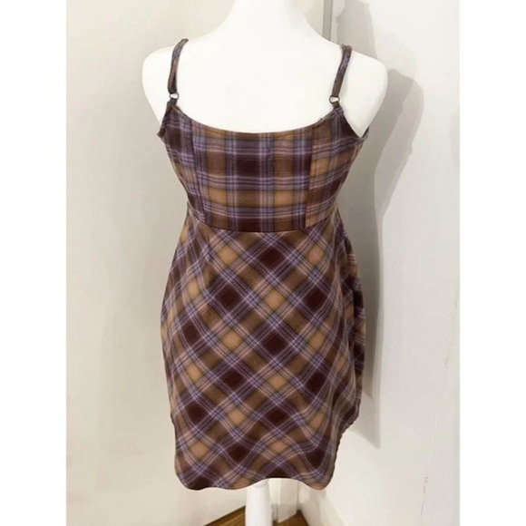 SIZE‎ M Urban Outfitters KEYA Plaid Purple Yellow Hook & Eye Mini Dress - Picture 7 of 10